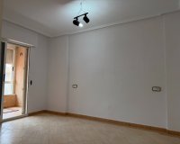 Вторичное жилье - Apartamento - Torrevieja - Los Locos