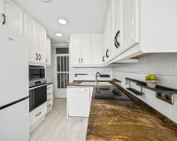 Вторичное жилье - Apartamento - Torrevieja - Puerto