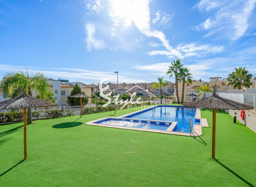 Вторичное жилье - Apartamento - Villamartin, Orihuela Costa - Вилламартин