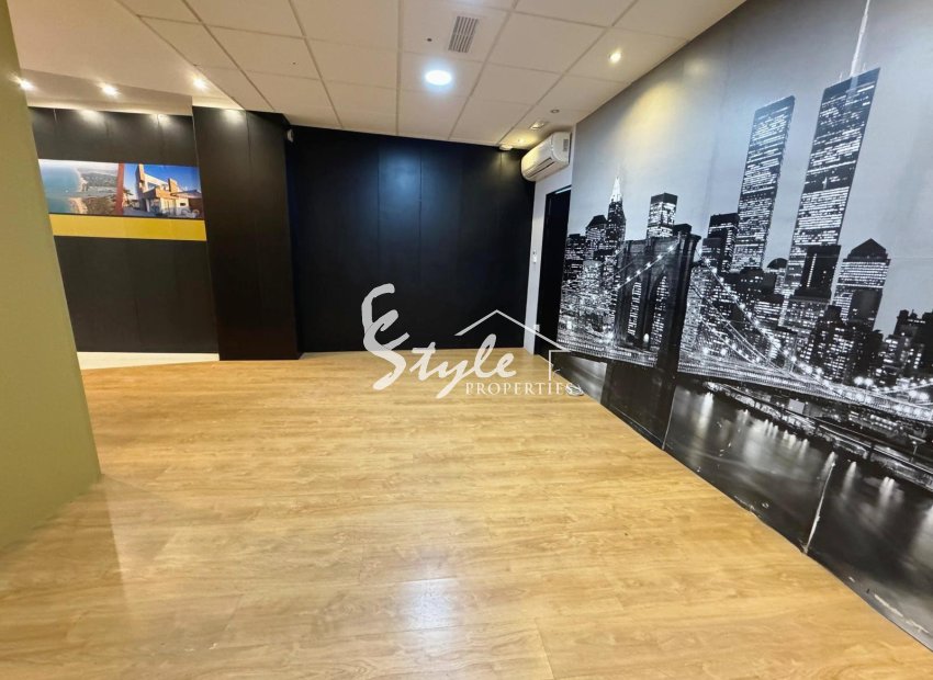 Вторичное жилье - Commercial premises / Commercial unit / Retail space - Гуардамар дель Сегура - Guardamar del Seguras*