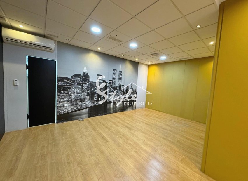 Вторичное жилье - Commercial premises / Commercial unit / Retail space - Гуардамар дель Сегура - Guardamar del Seguras*