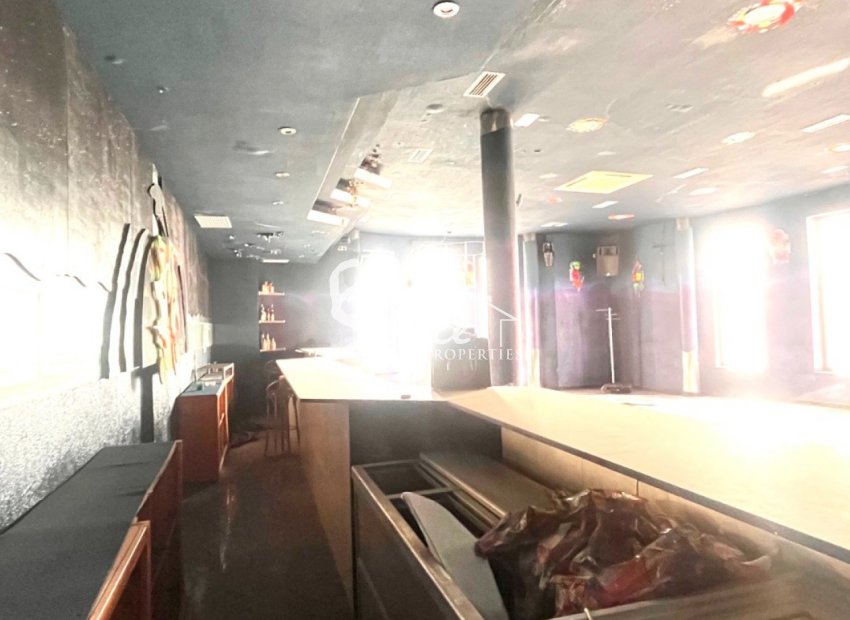 Вторичное жилье - Commercial - Торревьеха - Playa del Cura