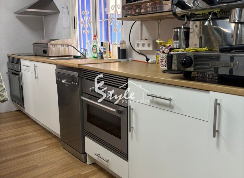 Вторичное жилье - Commercial - Torrevieja - Puerto