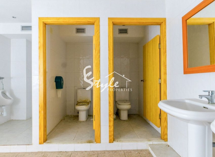 Вторичное жилье - Commercial - Torrevieja - Торревьеха