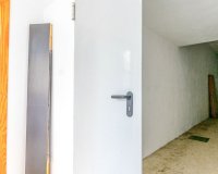 Вторичное жилье - Commercial - Torrevieja - Торревьеха