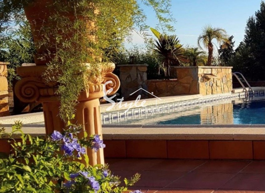 Вторичное жилье - Finca Country Property - Los Montesinos