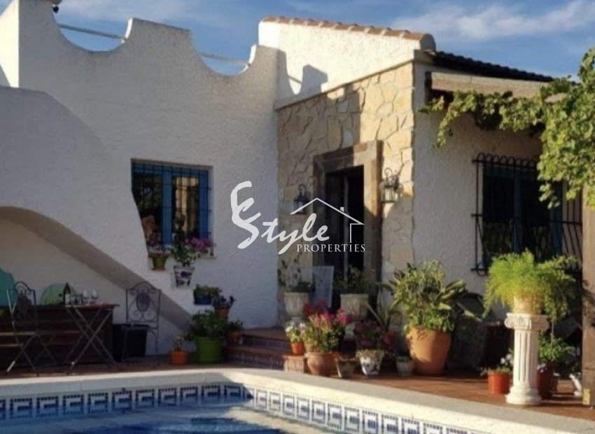 Вторичное жилье - Finca Country Property - Los Montesinos