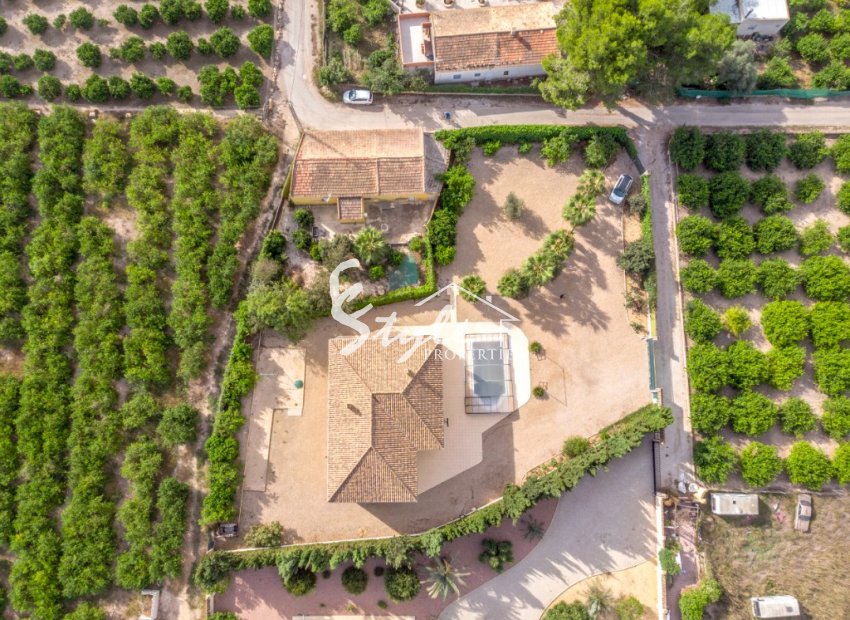 Вторичное жилье - Finca Country Property - Ориуэла