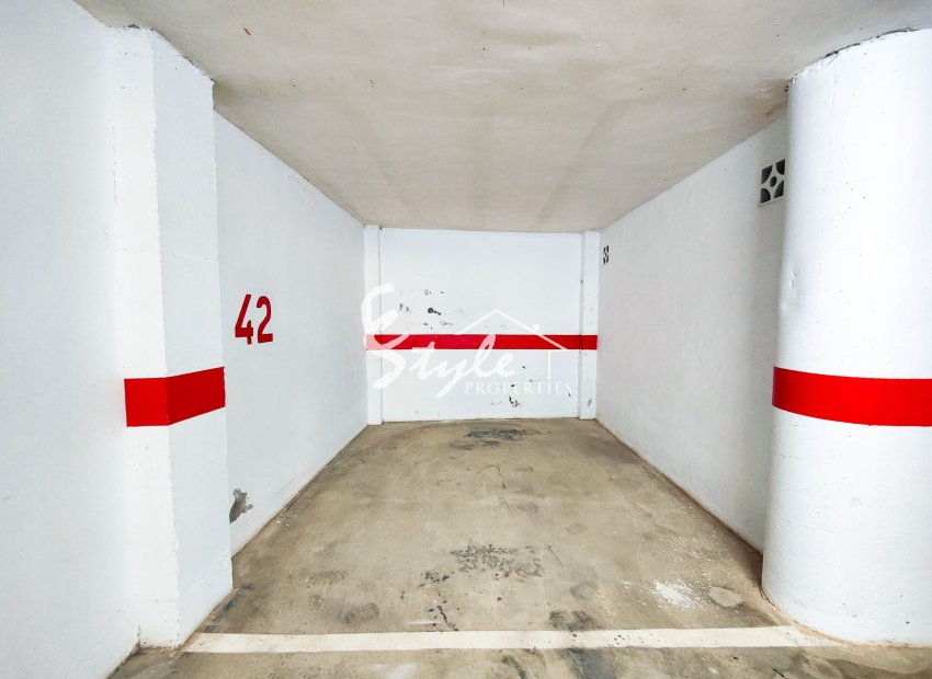 Вторичное жилье - Parking - Torrevieja - Торревьеха