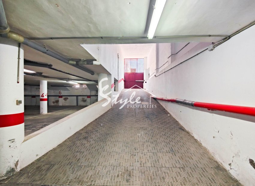 Вторичное жилье - Parking - Torrevieja - Торревьеха
