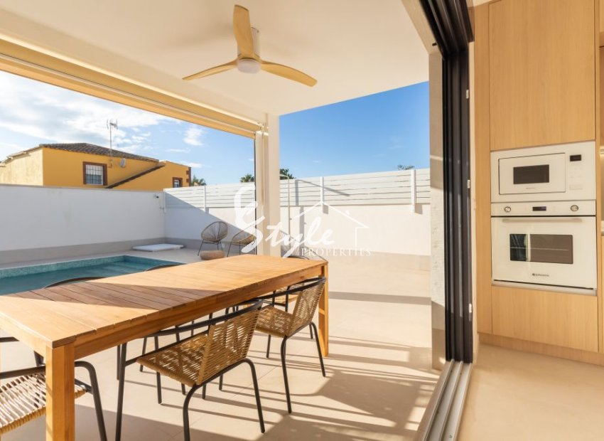 Вторичное жилье - Semi detached - Торревьеха