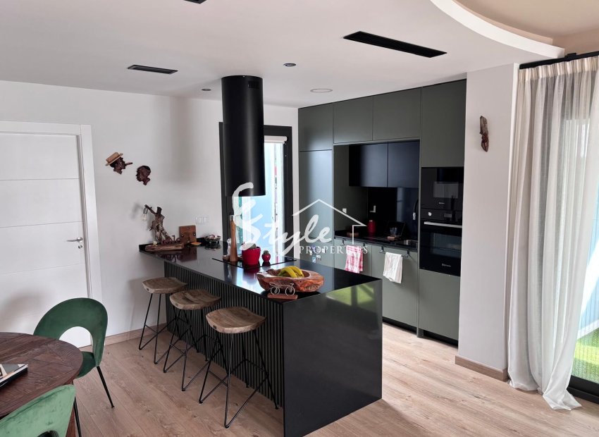 Вторичное жилье - Semi - Detached Villa - LOS MONTESINOS - La Herada