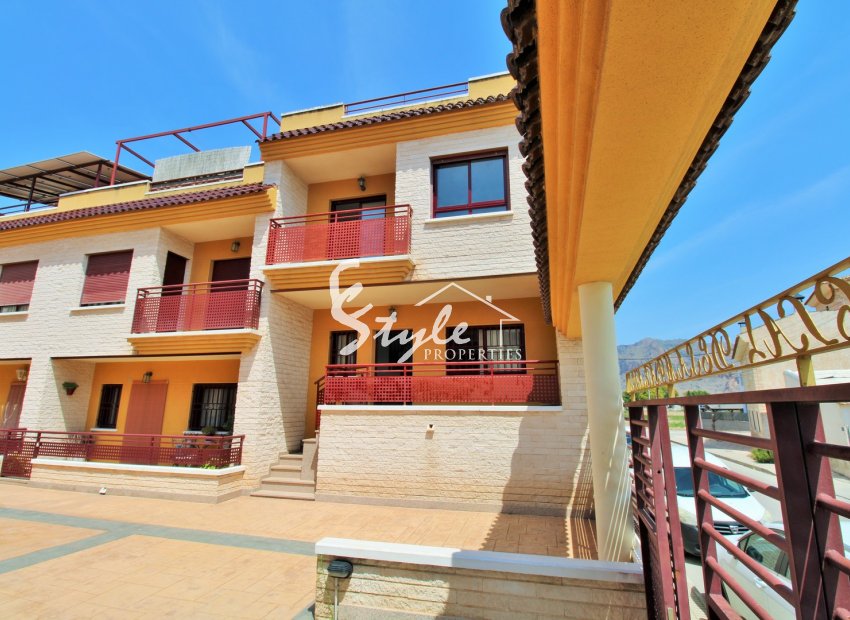Вторичное жилье - Semi - Detached Villa - Orihuela - Los Desamparados