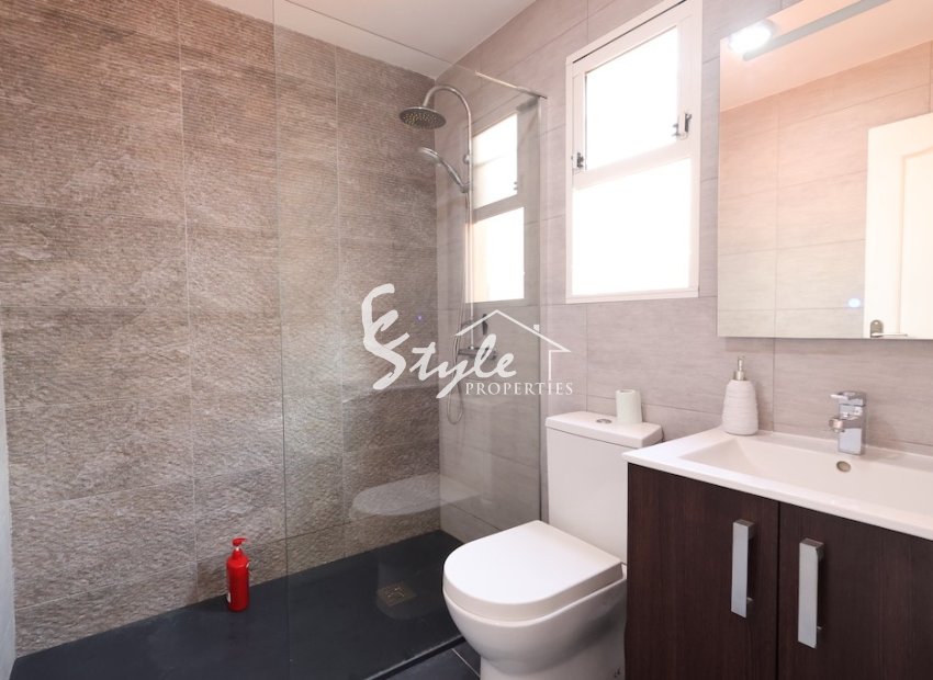 Вторичное жилье - Semi-Detached Villa - Torrevieja - Торревьеха