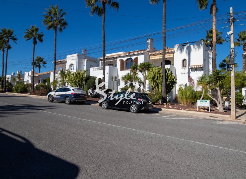 Вторичное жилье - Semi - Detached Villa - Villamartin, Orihuela Costa - Fortuna