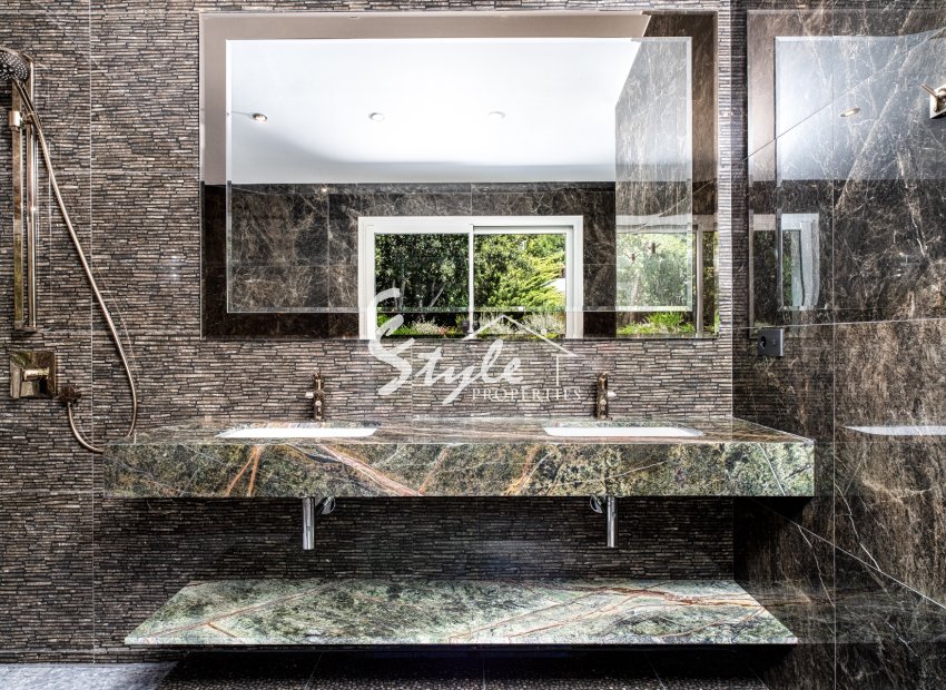 Вторичное жилье - Вилла - Алтея