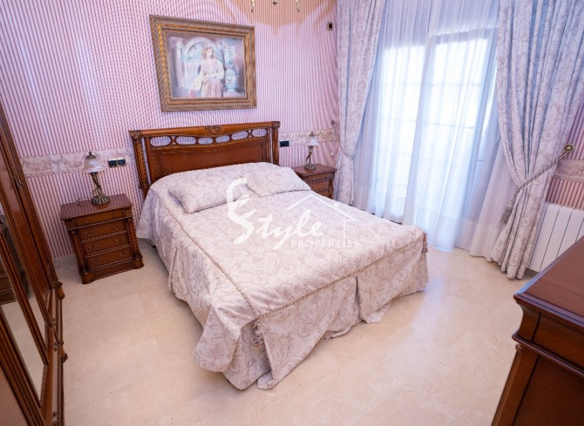 Вторичное жилье - Вилла - Кампоамор