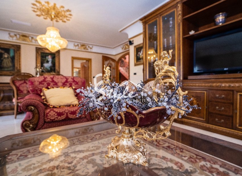 Вторичное жилье - Вилла - Кампоамор