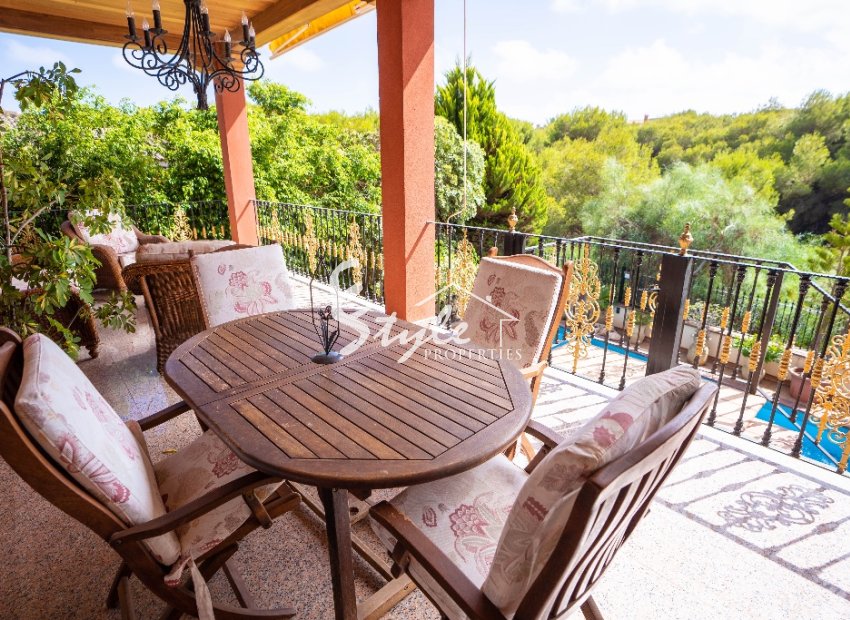 Вторичное жилье - Вилла - Кампоамор