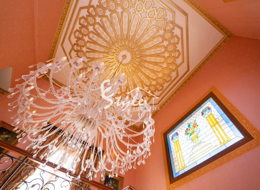 Вторичное жилье - Вилла - Кампоамор