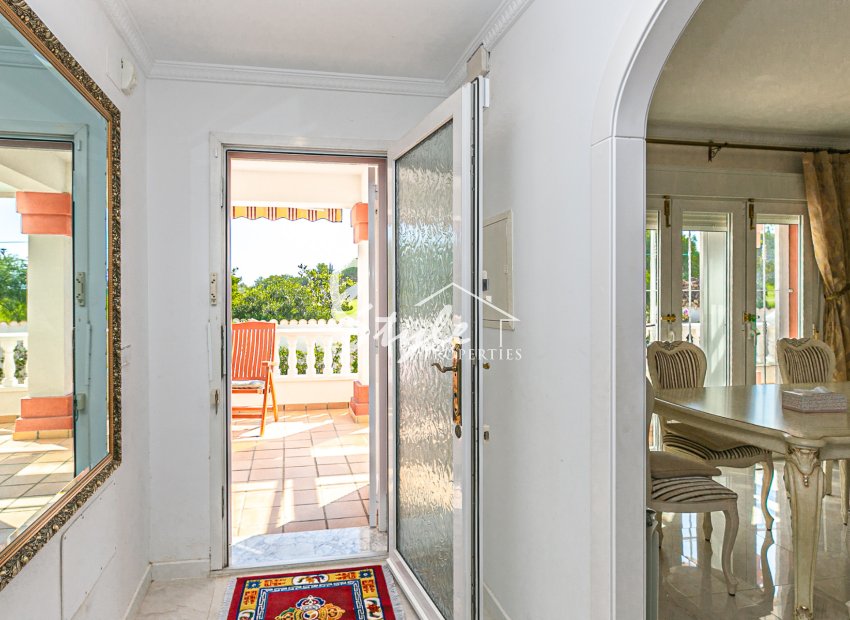 Вторичное жилье - Вилла - Кампоамор