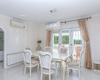 Вторичное жилье - Вилла - Кампоамор