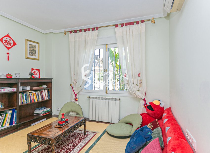 Вторичное жилье - Вилла - Кампоамор