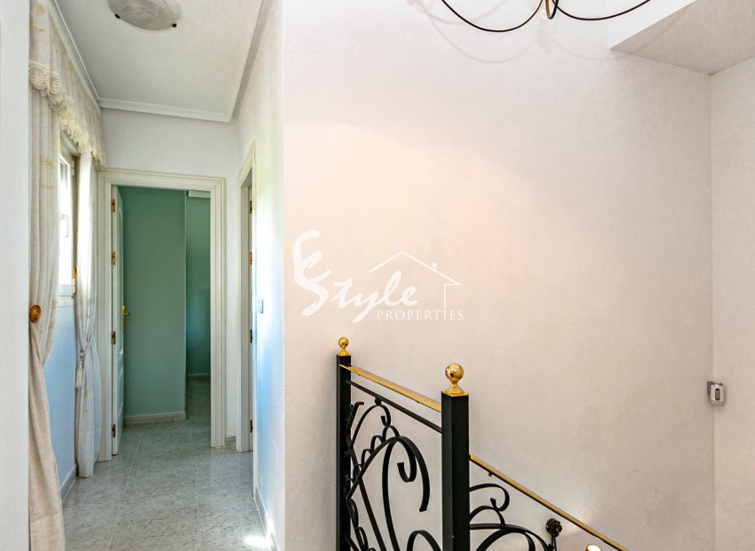 Вторичное жилье - Вилла - Кампоамор