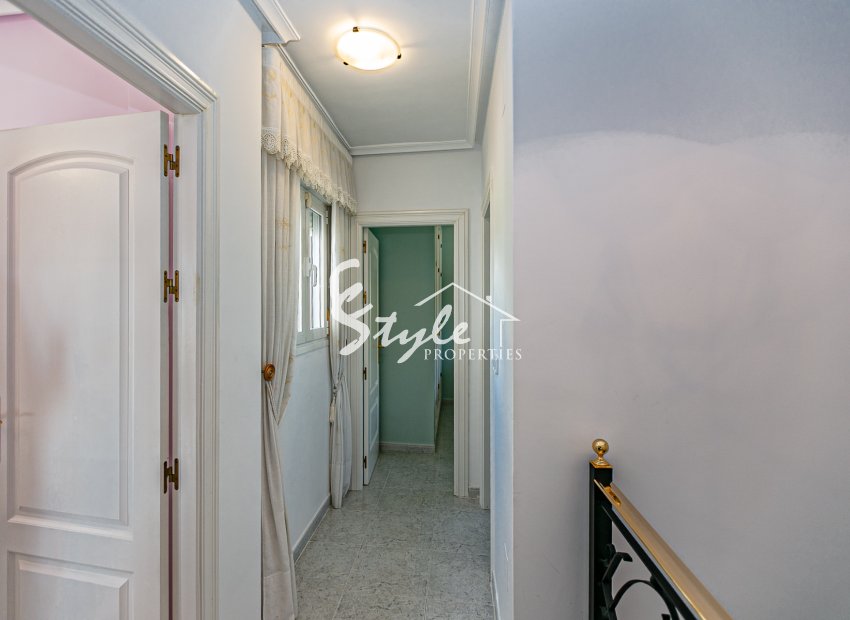 Вторичное жилье - Вилла - Кампоамор