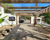 Вторичное жилье - Вилла - Кампоамор