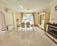 Вторичное жилье - Вилла - Кампоамор