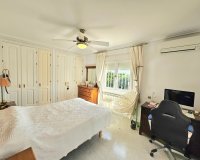 Вторичное жилье - Вилла - Кампоамор