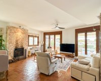 Вторичное жилье - Вилла - Кампоамор