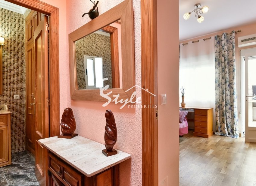 Вторичное жилье - Вилла - Кампоамор