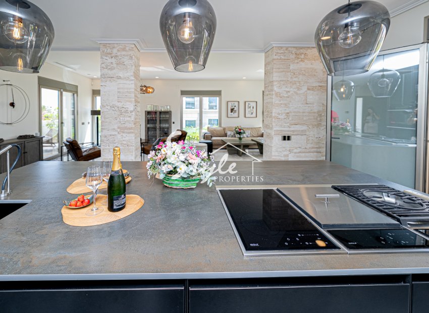 Вторичное жилье - Вилла - Ла Зения - Beach