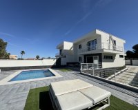 Вторичное жилье - Вилла - Los Balcones - Лос Балконес