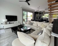 Вторичное жилье - Вилла - Mil Palmeras