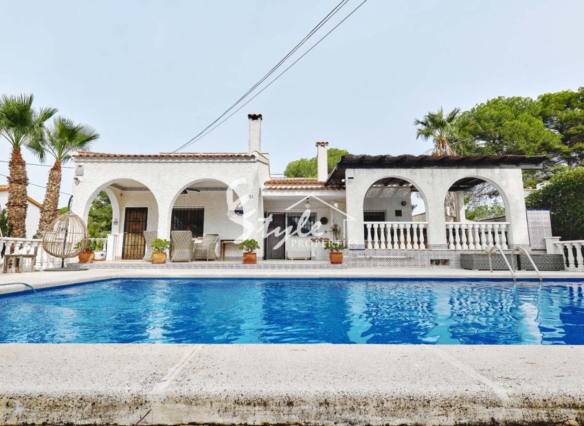 Вторичное жилье - Вилла - Пинар де Камповерде - Pinar De Campoverde