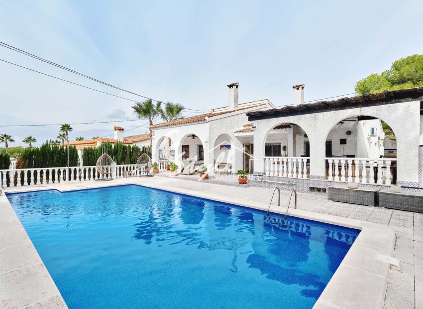 Вторичное жилье - Вилла - Пинар де Камповерде - Pinar De Campoverde