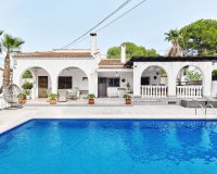 Вторичное жилье - Вилла - Пинар де Камповерде - Pinar De Campoverde