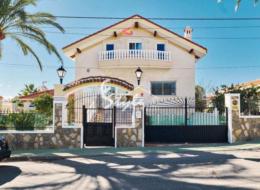 Вторичное жилье - Вилла - Пинар де Камповерде - Pinar De Campoverde