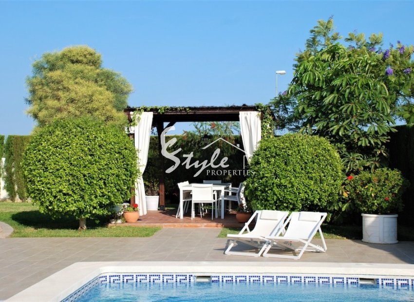 Вторичное жилье - Вилла - Сьюдад Кесада - Cuidad Quesada