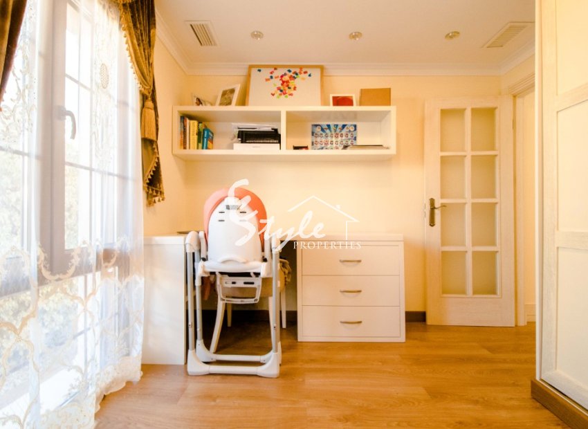 Вторичное жилье - Вилла - Сьюдад Кесада