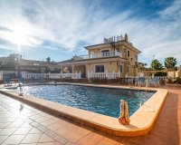 Вторичное жилье - Вилла - Torrevieja - Лос Балконес