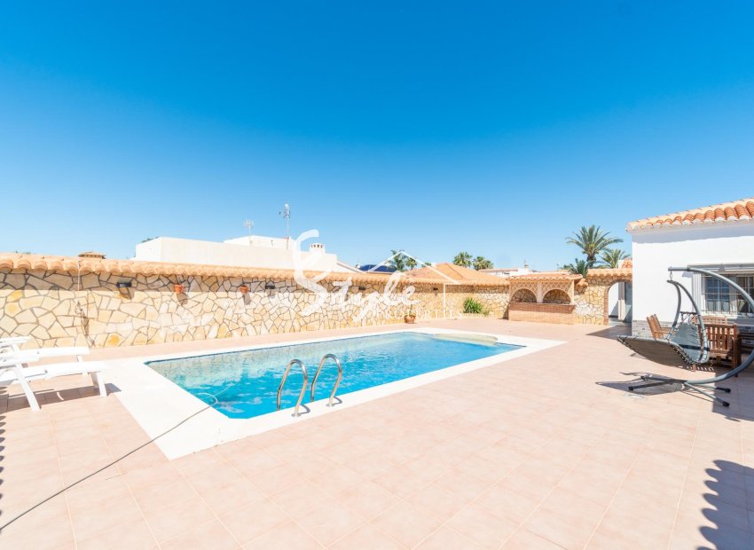 Вторичное жилье - Вилла - Torrevieja - Torreta florida