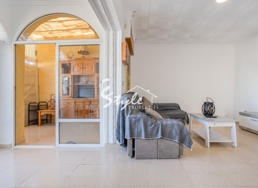 Вторичное жилье - Вилла - Torrevieja - Urbanización San Luis