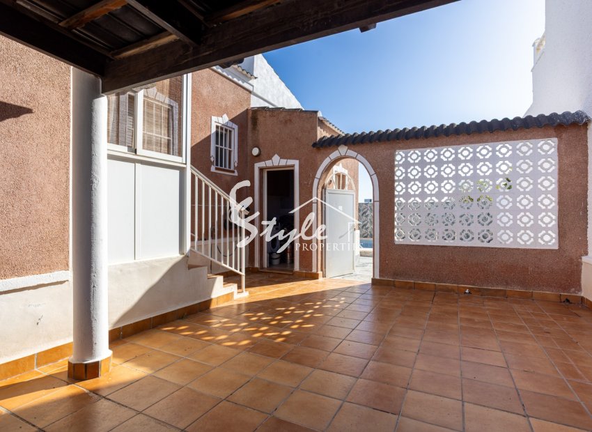 Вторичное жилье - Вилла - Torrevieja - Urbanización San Luis