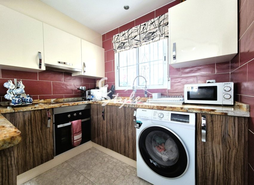 Вторичное жилье - Вилла - Villamartin, Orihuela Costa - Вилламартин