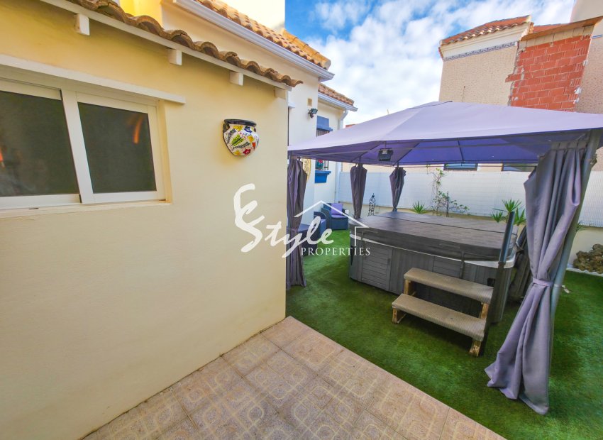 Вторичное жилье - Вилла - Villamartin, Orihuela Costa - Вилламартин