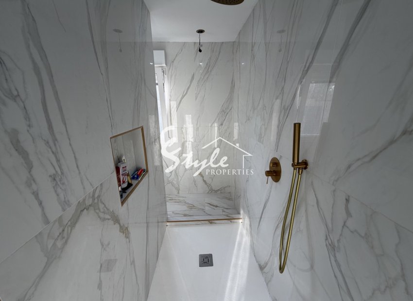 Вторичное жилье - Вилла - Villamartin, Orihuela Costa - Вилламартин